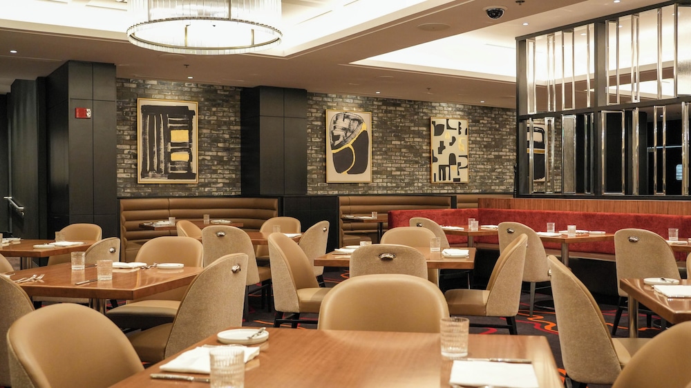 Blue Chip Casino Hotel And Spa 34/47