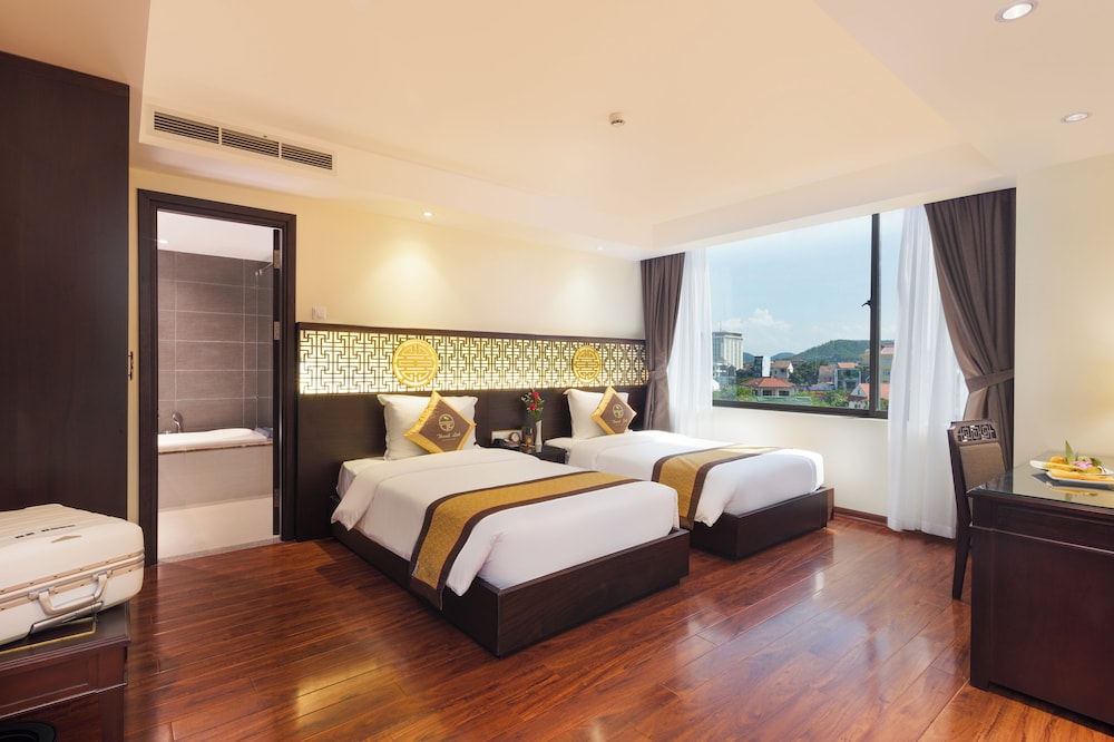 Thanh Lich Royal Boutique Hotel 22/69