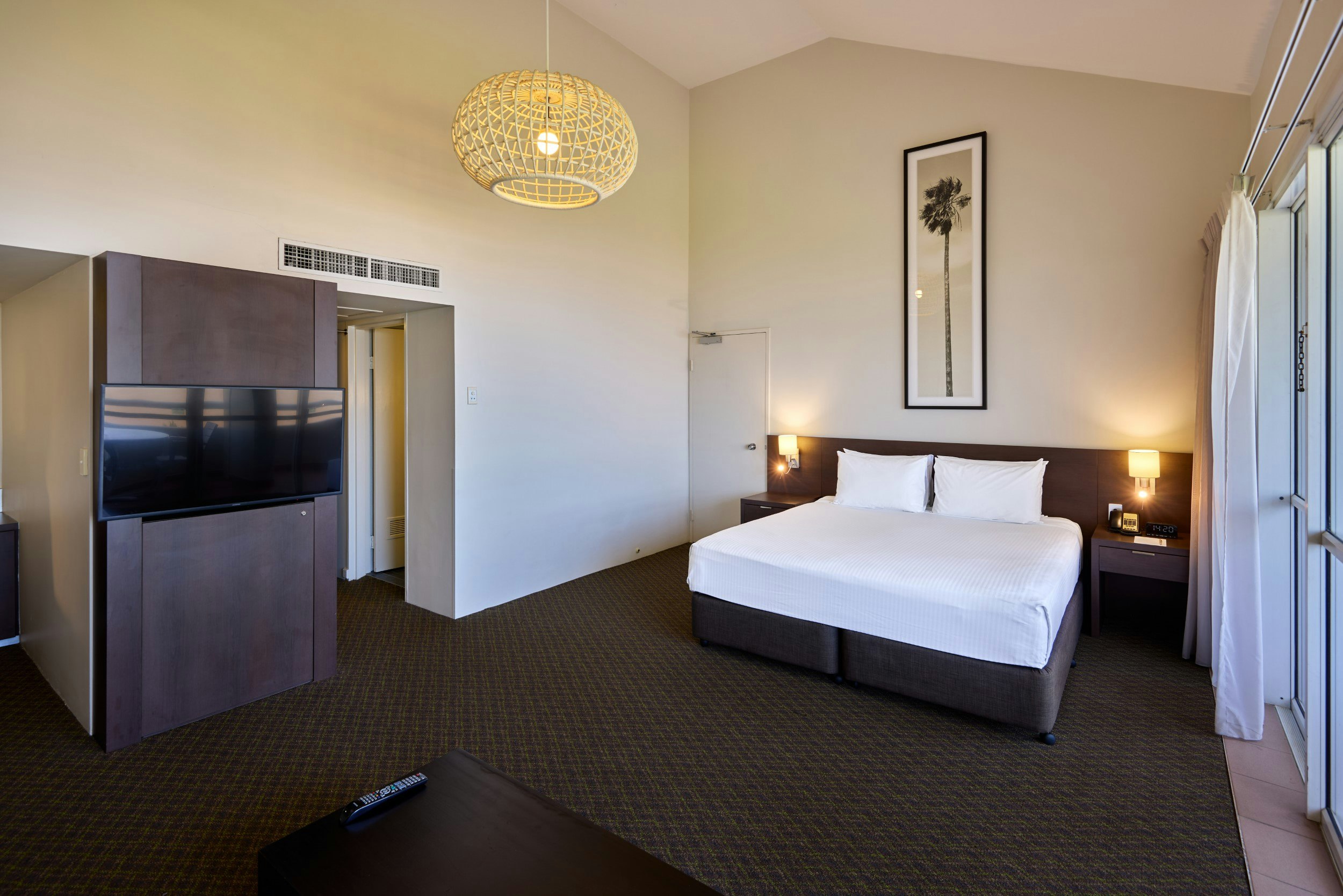 Cairns Harbourside Hotel 15/60