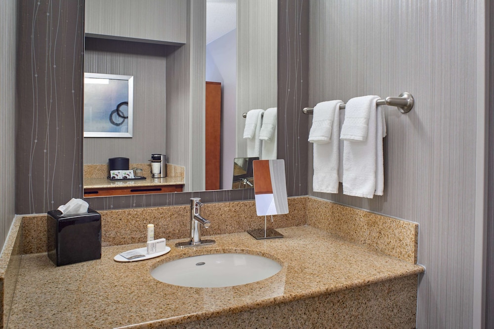 Comfort Inn and Suites Eden Prairie - Minneapolis Southwest 38/47