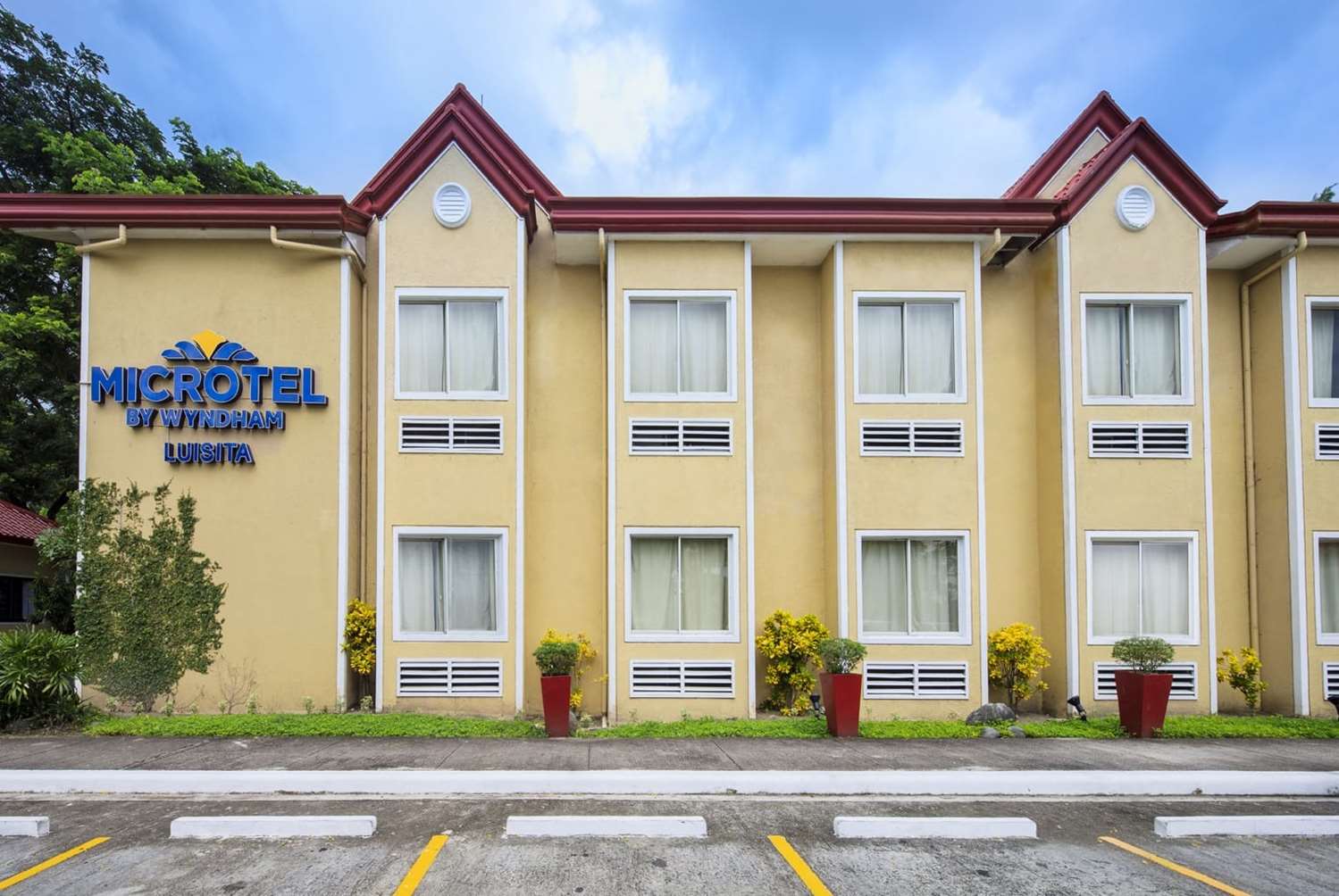 Microtel by Wyndham Tarlac 1/1