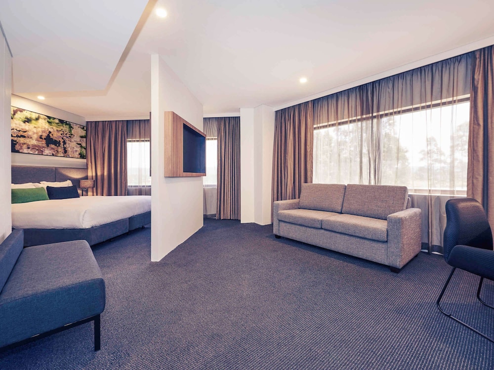 Mercure Penrith 46/69