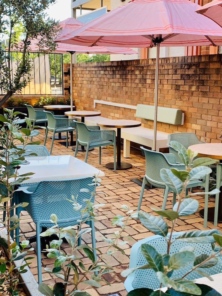 Gunnedah Hotel 27/38