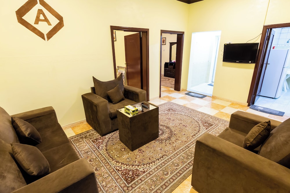 Al Eairy Furnished Apartments - Al Bahah 3 38/52