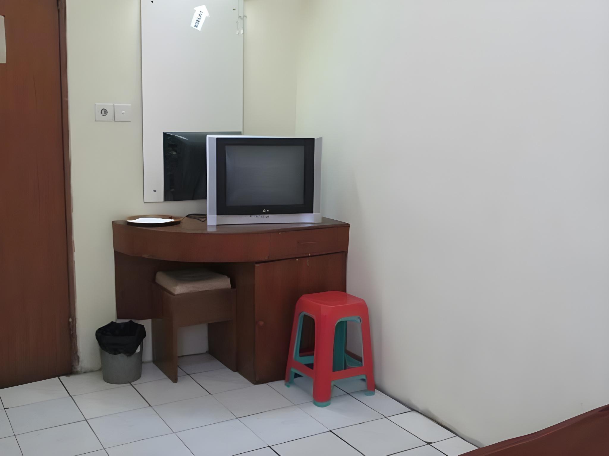 Hotel Lautze Indah 36/44