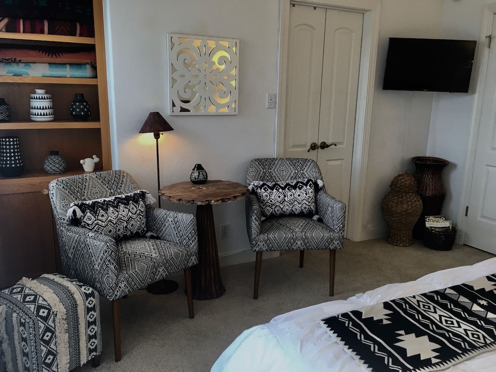Casa Del Sol Bed And Breakfast 38/68