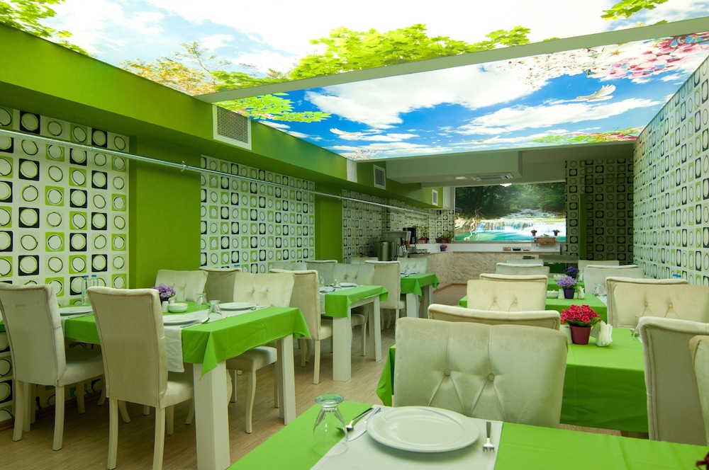 Vali Konak Hotel 57/65