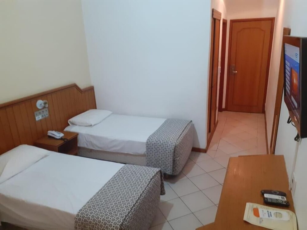 TENDA HOTEL 27/45