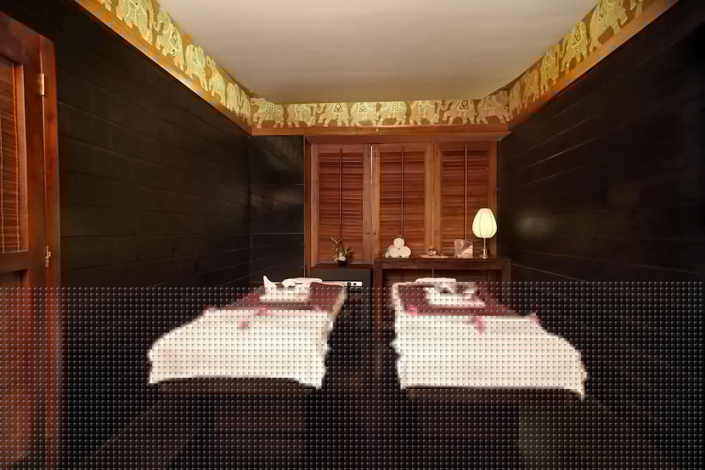 Gokulam Grand Hotel Spa 35/75