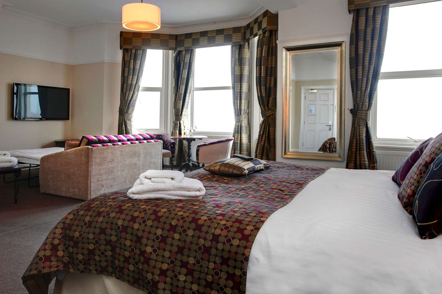 Quality, Deluxe, Suite, Double Bed