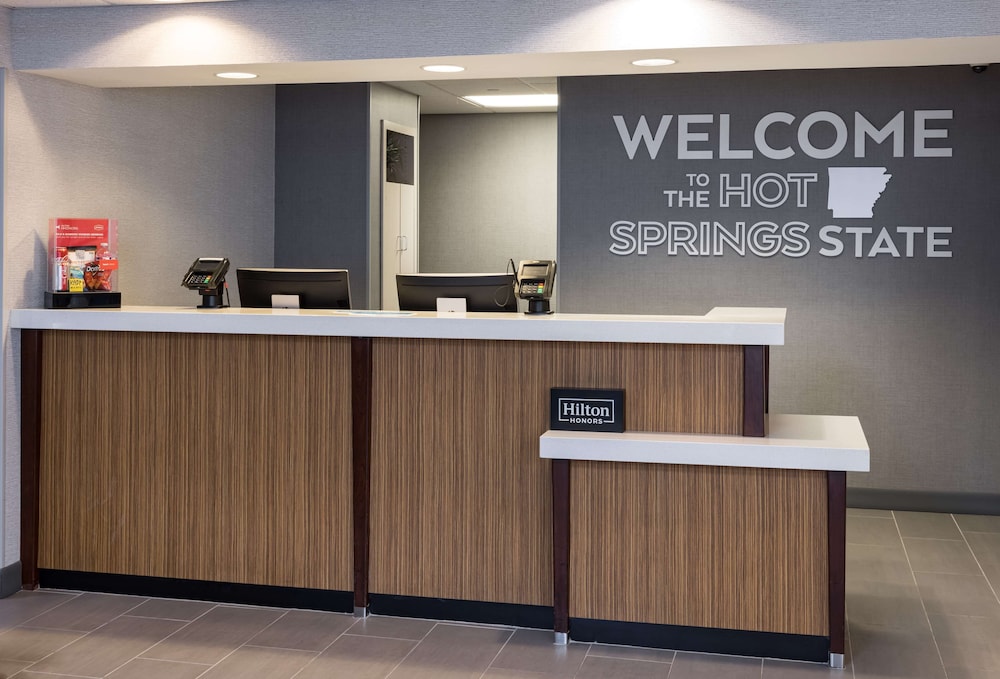 Hampton Inn Bentonville-Rogers 10/50