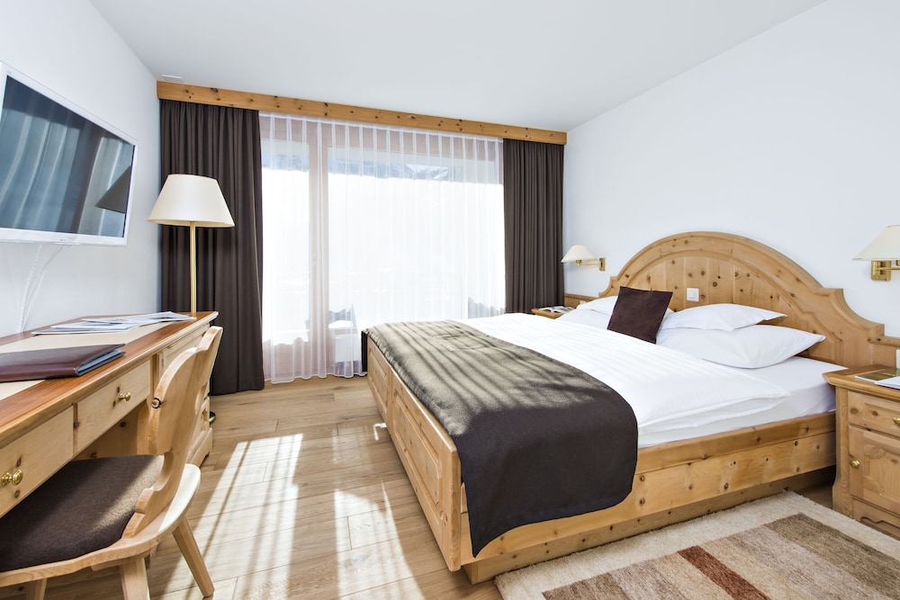 Chasa Montana Hotel and Spa 23/57