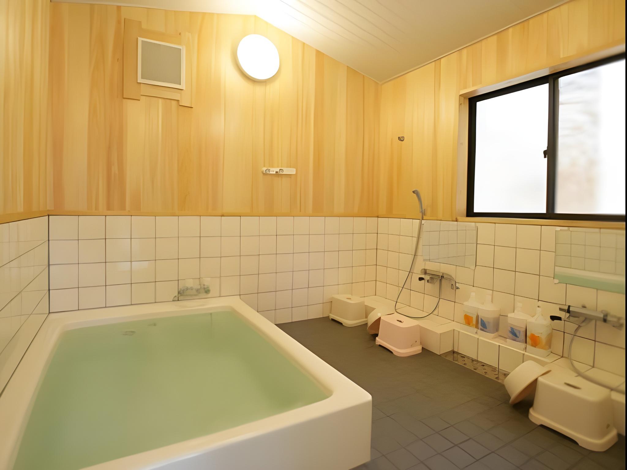 Cottage In Log Cabin 5/6