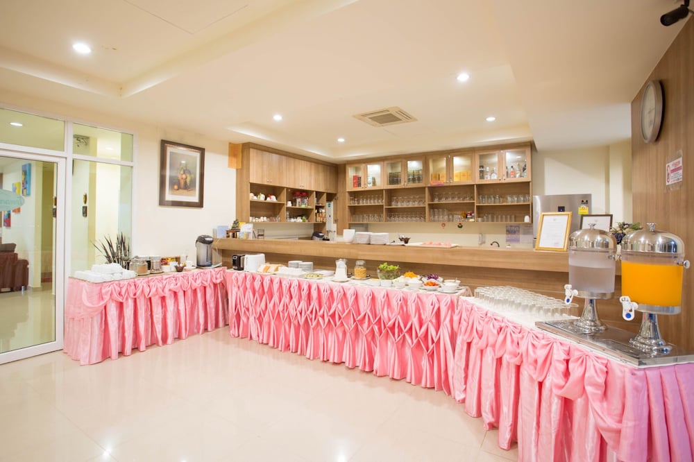 Tharakiree Place Hotel 9/45