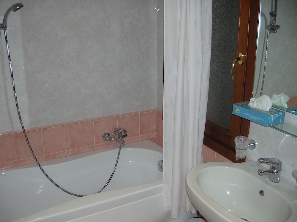 Orion Hotel 13/69