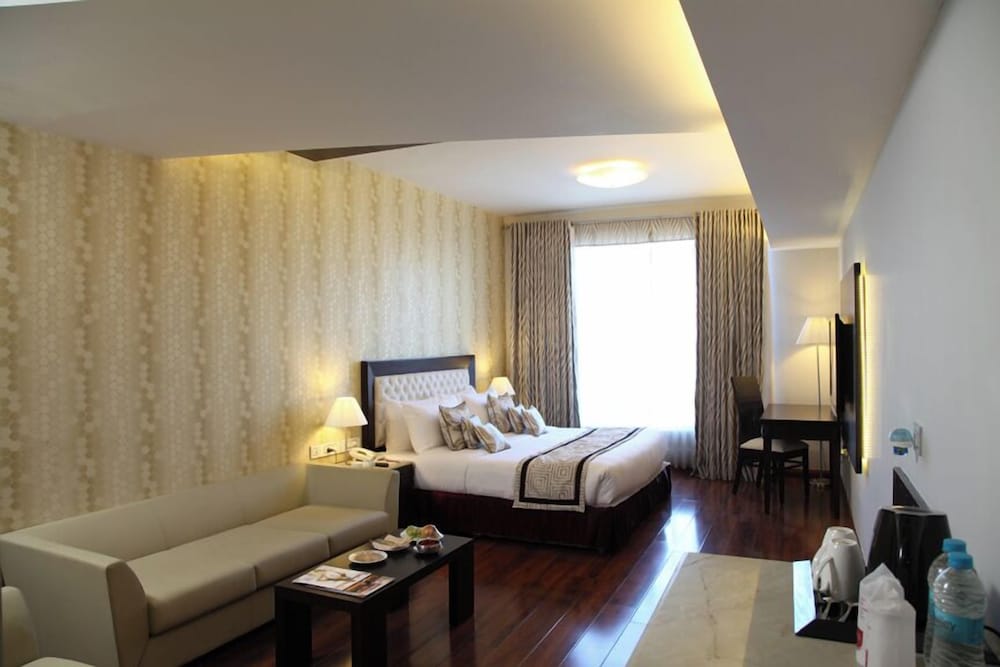 Suite
