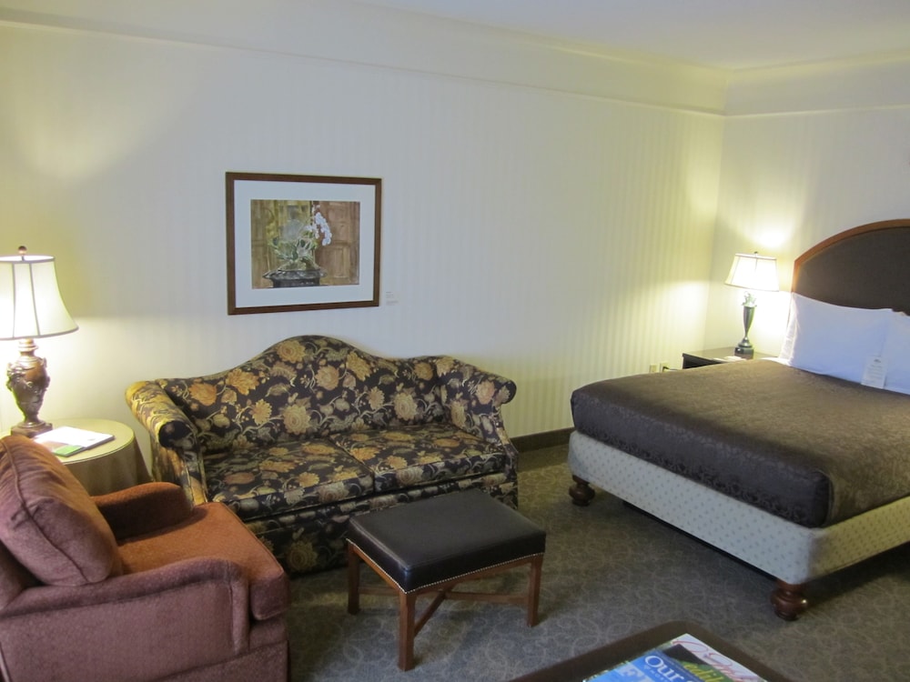 O Henry Hotel 30/70