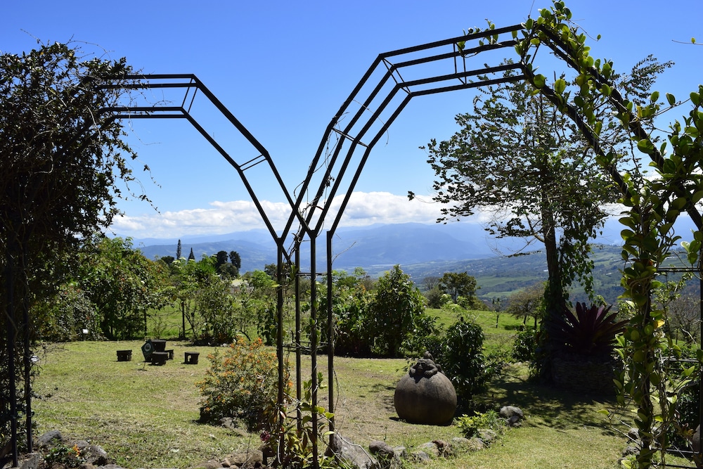Guayabo Lodge 49/60