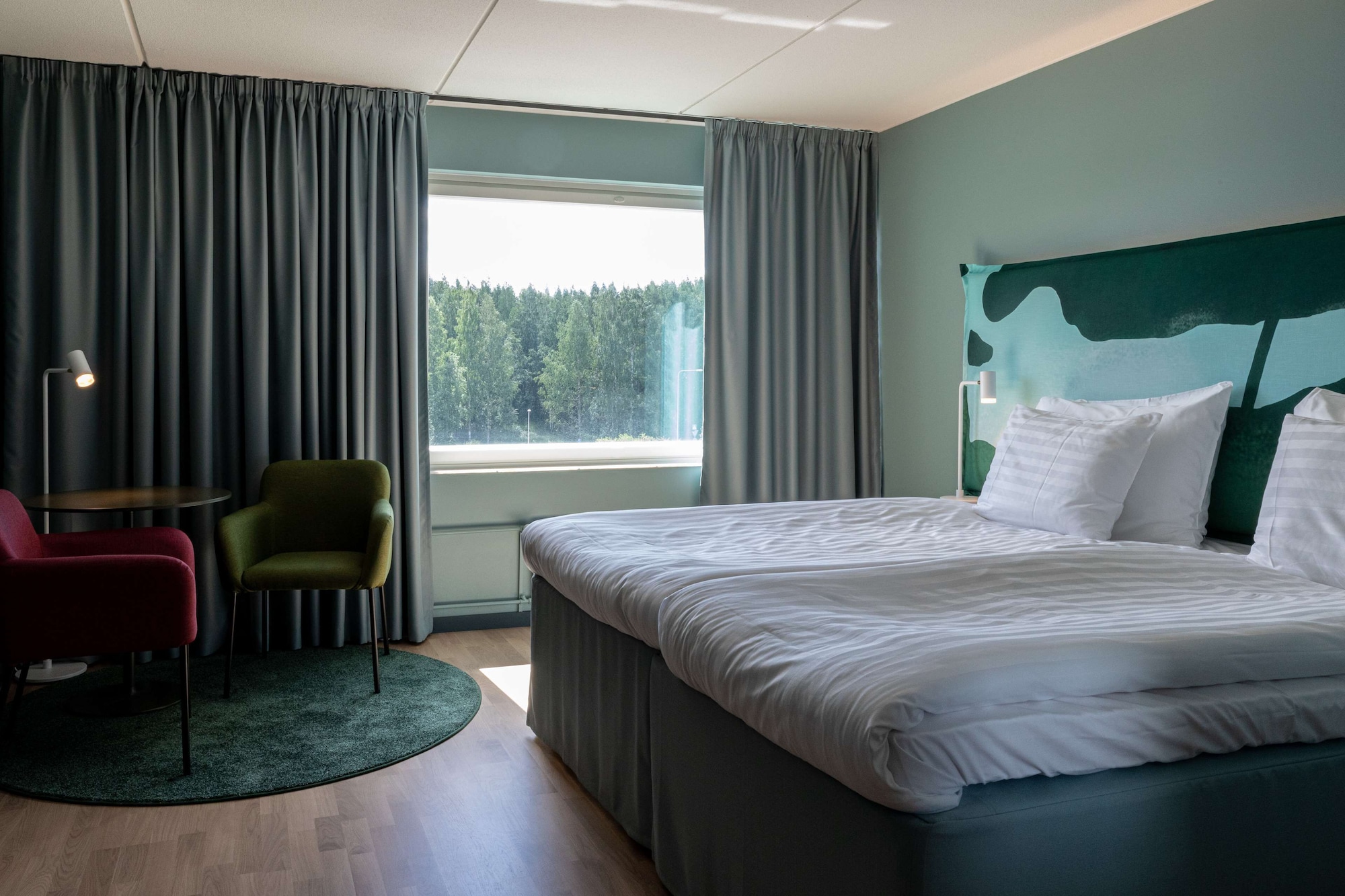 Superior, Family, Twin Beds