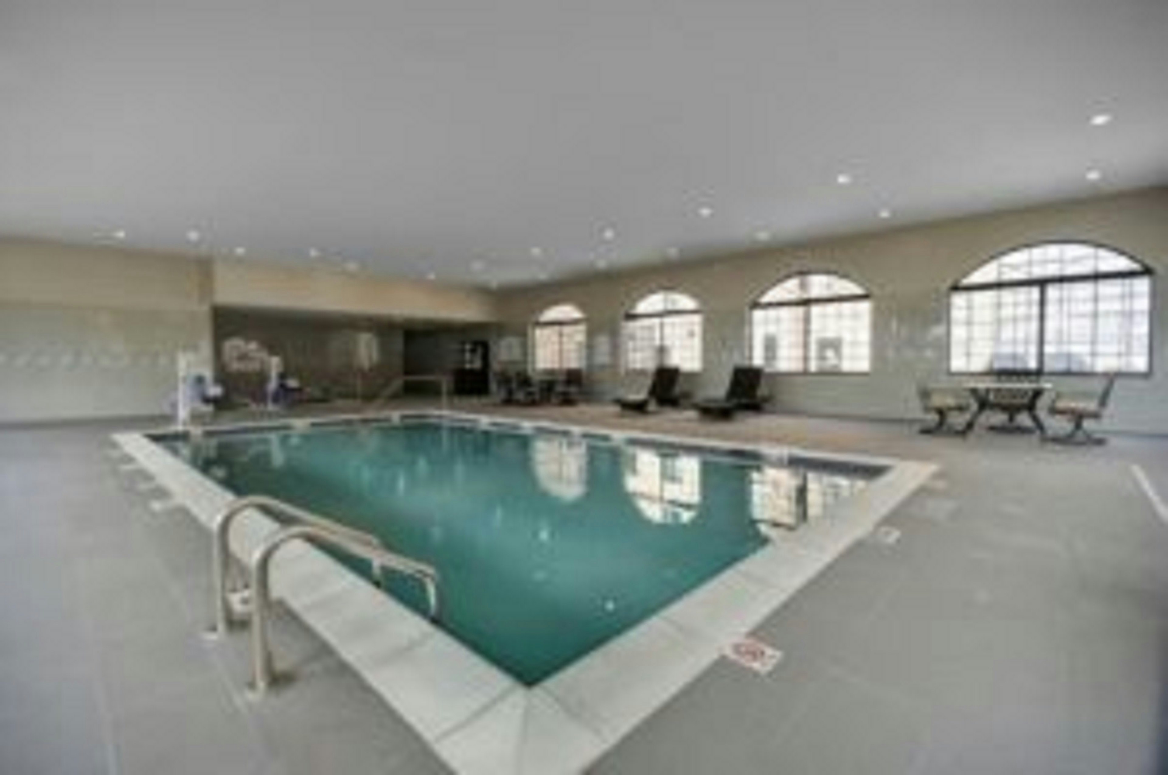 STAYBRIDGE SUITES DEARBORN MI 9/24