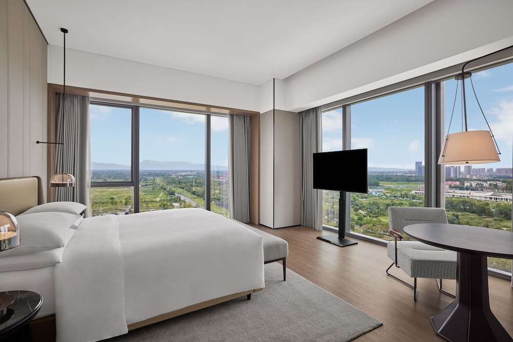 Sheraton Chengdu Pidu 7/45
