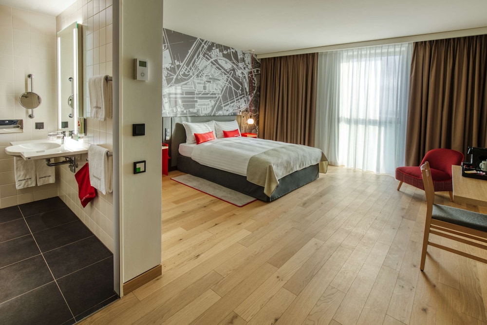 IntercityHotel Amsterdam Airport 17/60