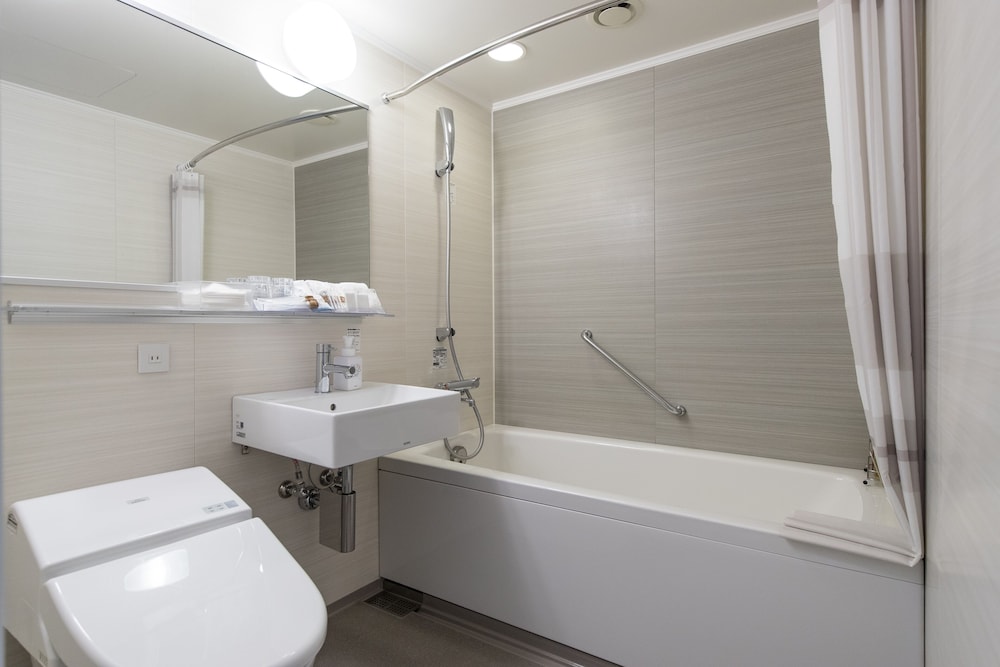 JR KYUSHU HOTEL BLOSSOM HAKATA CHUO 50/50