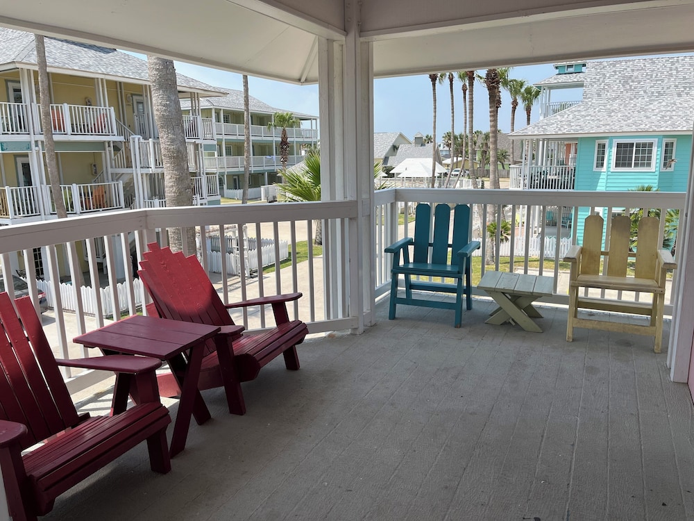 Seashell Village Resort 37/70