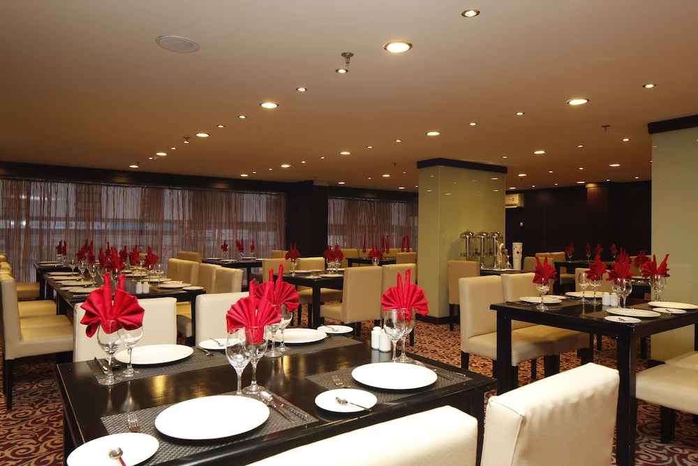 هيفن بلازا (Haven Plaza) 19/23