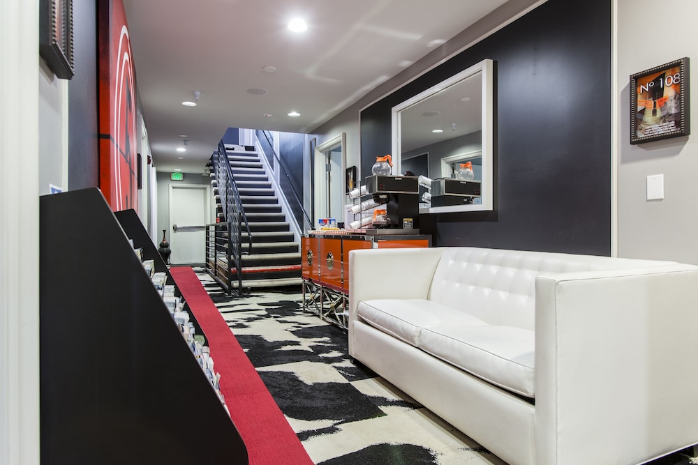 Hollywood Le Bon Hotel 37/50
