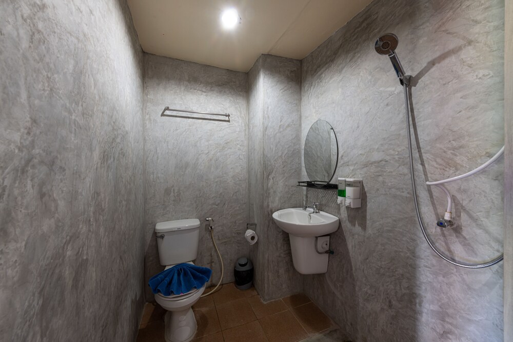 myPatong Social Hostel 48/50