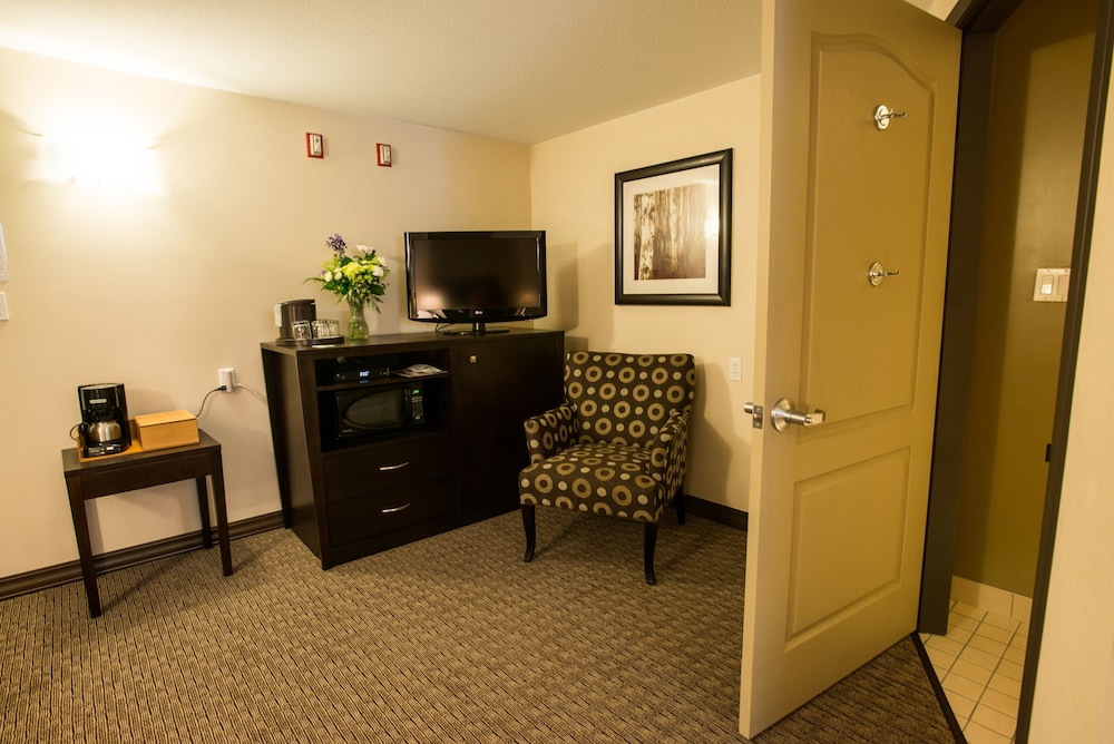 Best Western Plus Baker Street Inn 49/68