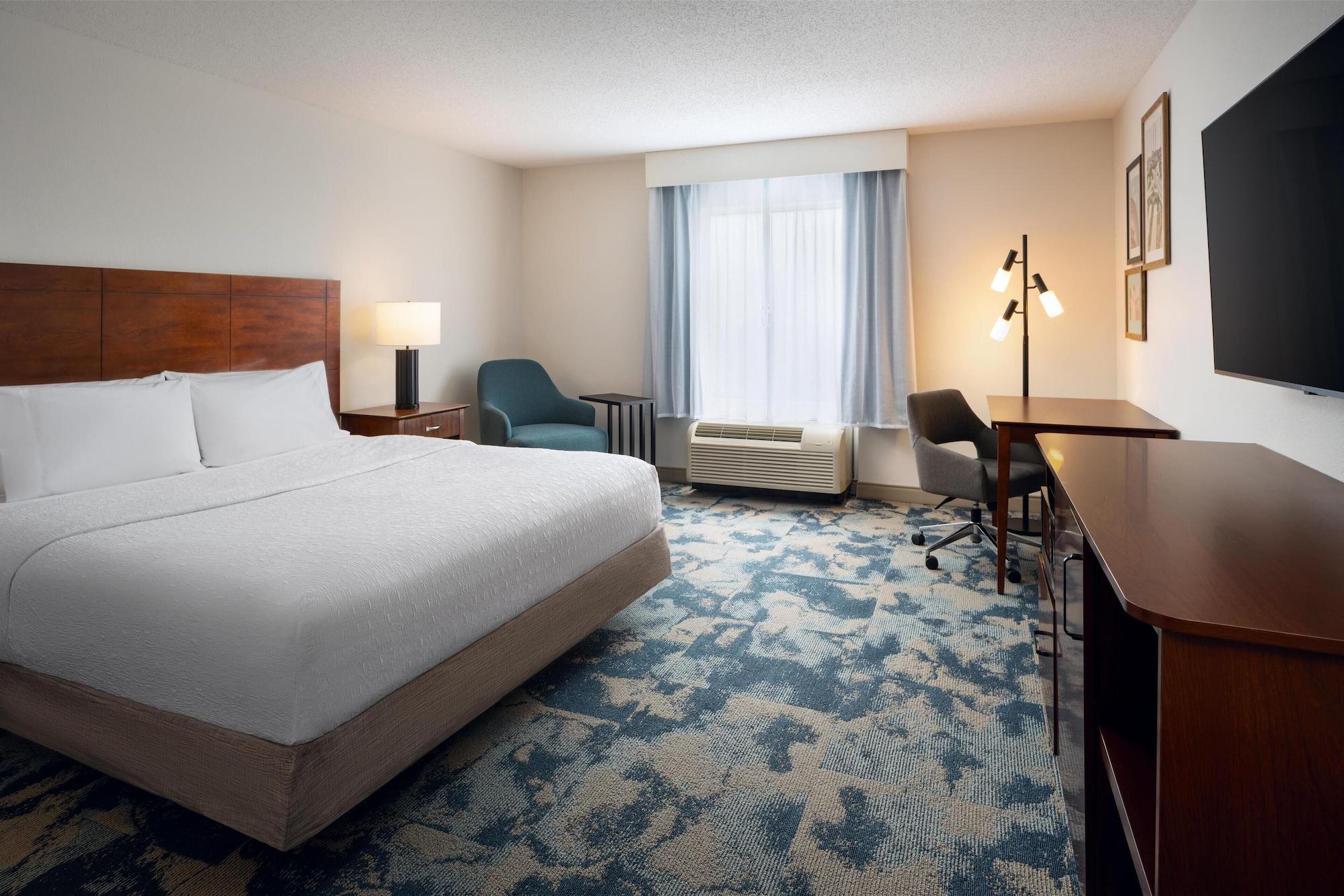 جناح لذوي الإعاقة، Hampton Inn & Suites Knoxville-Turkey Creek/Farragut 2/6