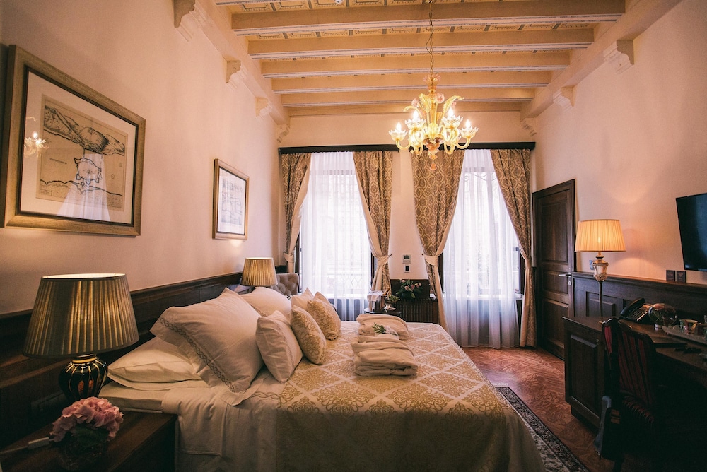Heritage Hotel Cardo 53/65