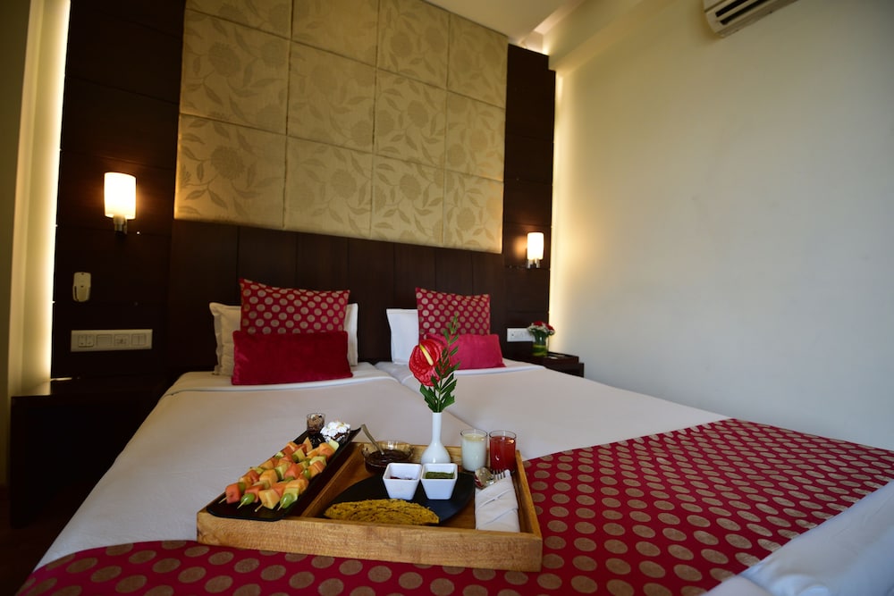HOTEL SURYA PLAZA 5/46