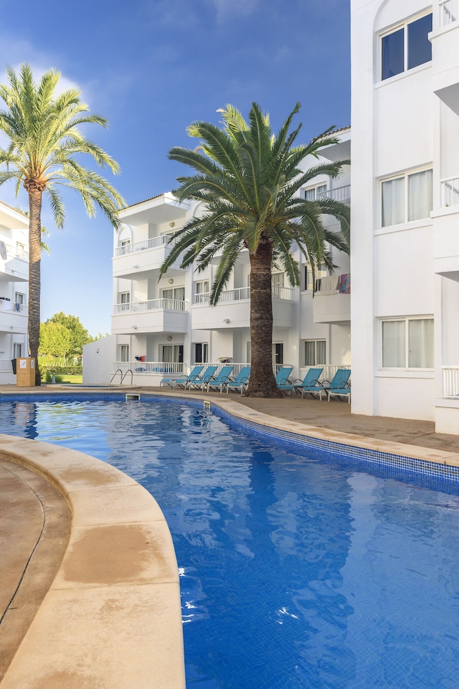 Palm Garden Apartments 51/54