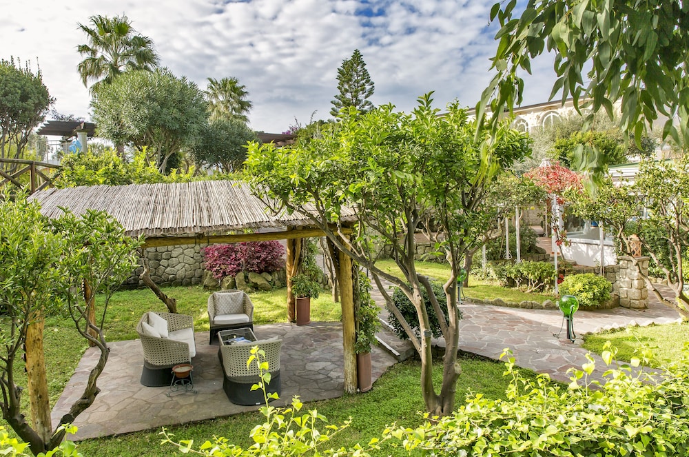 Hotel Tritone Resort And Spa 67/78