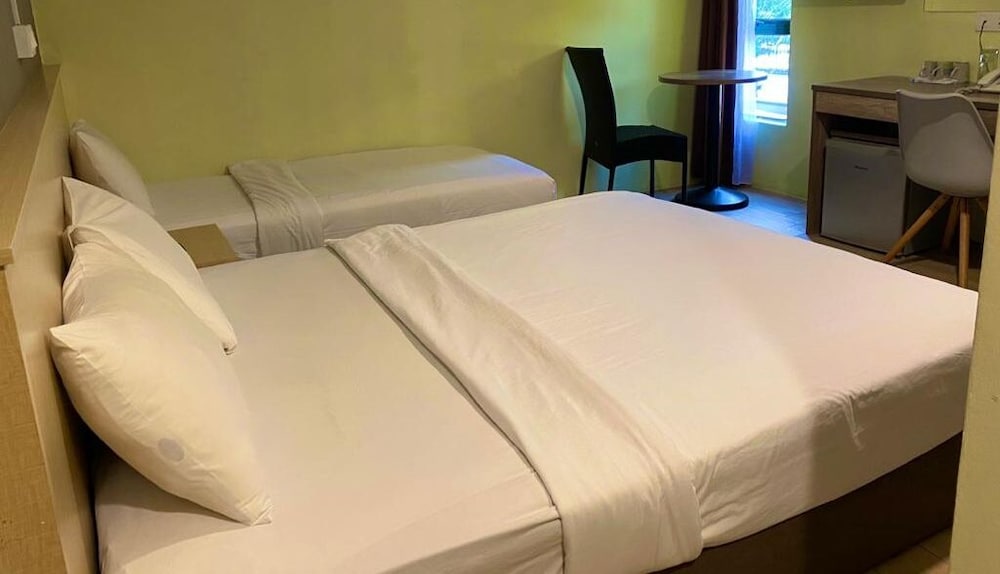 SH Hotel Kota Damansara 22/50
