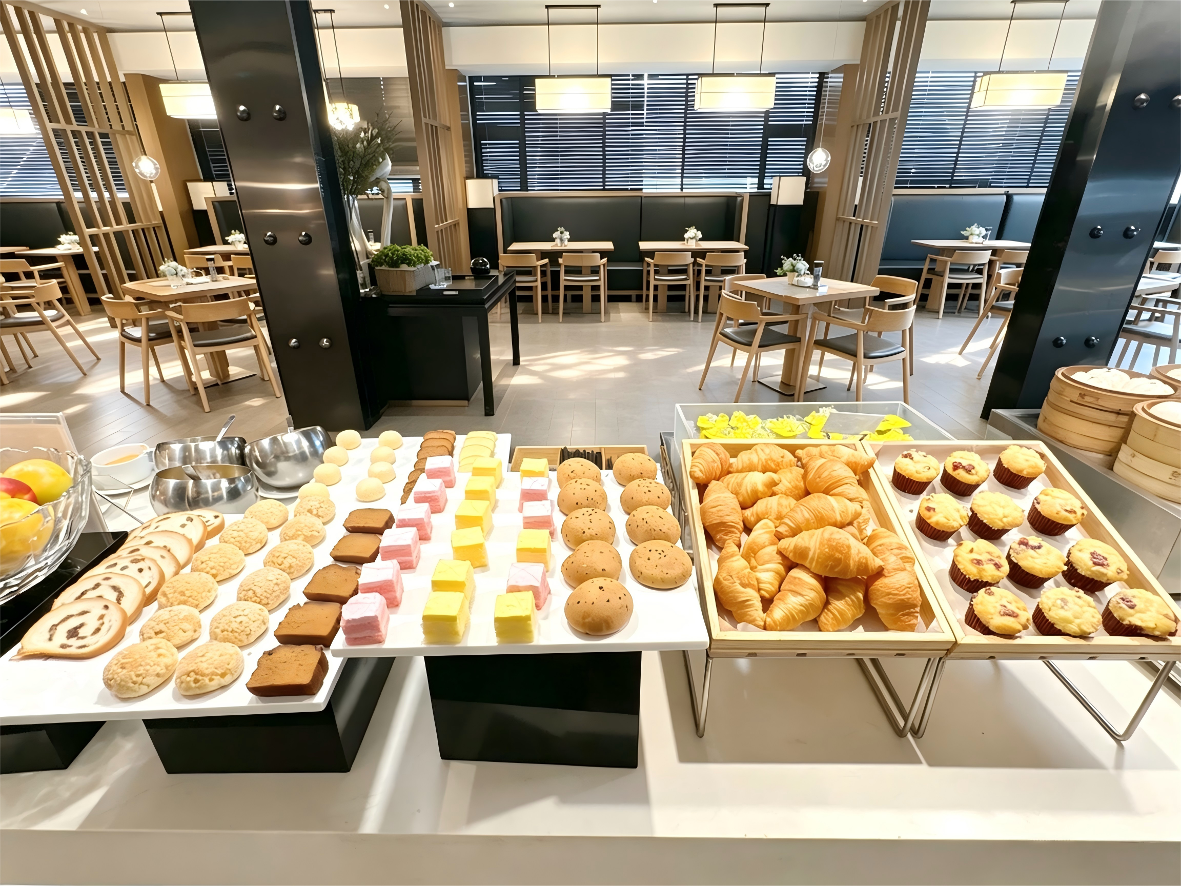 Paco Song Hotel (Guangzhou Financial City Chepo South Metro Station) 53/76
