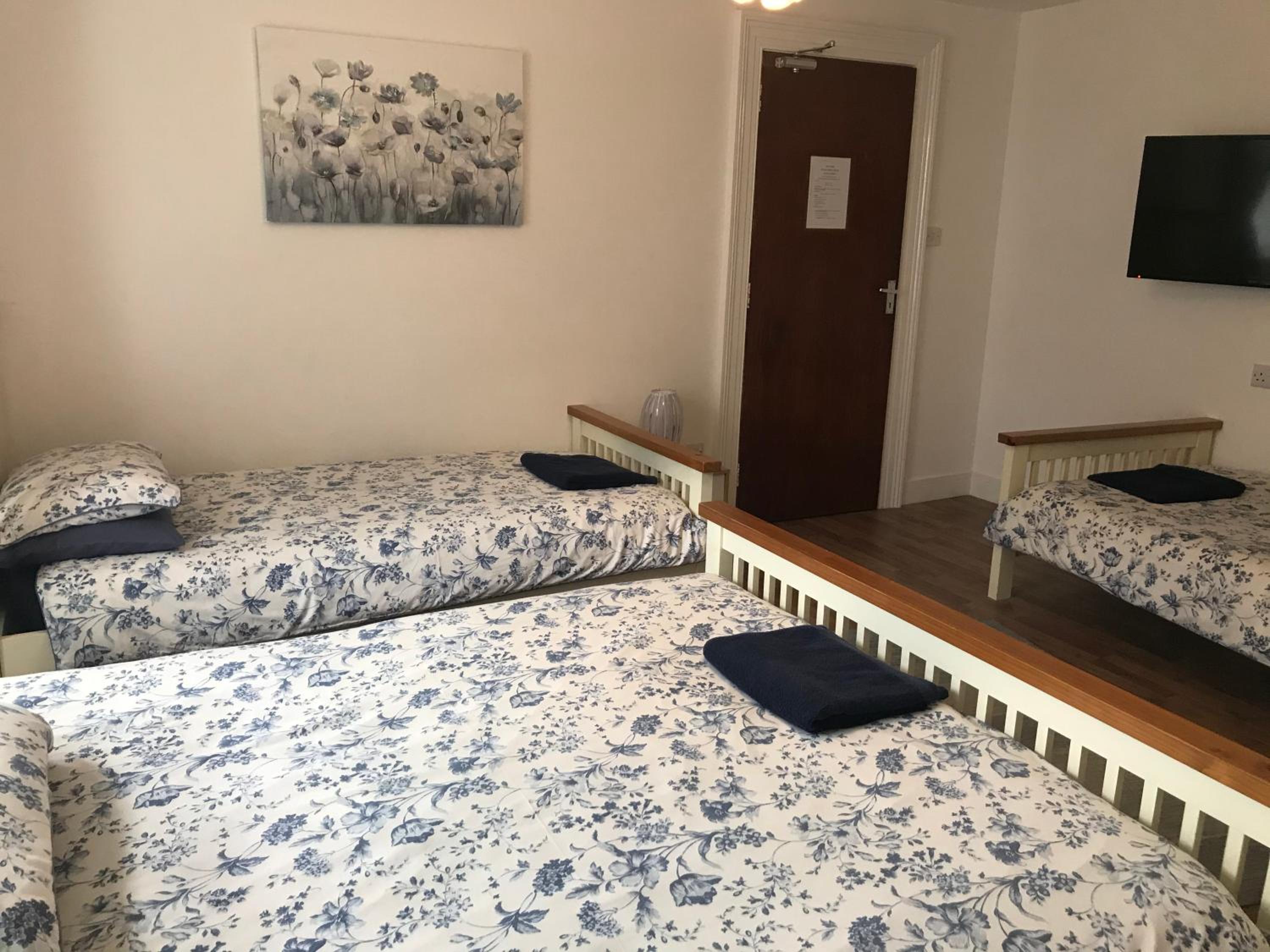 Abbey Lodge - Guest House 22/24