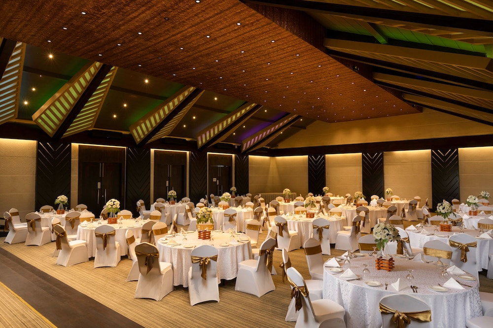 Tamarind Tree Garden Resort 48/62
