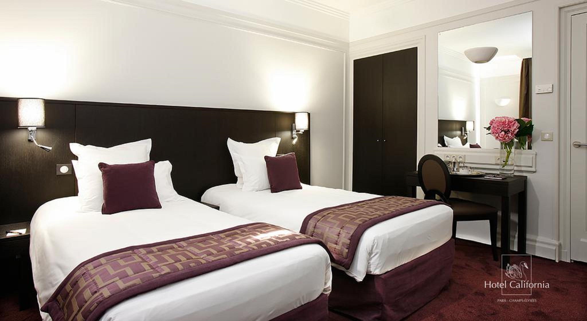 HOTEL CALIFORNIA CHAMPS ELYSEES 15/52