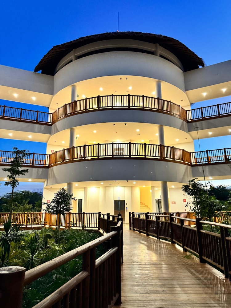 Hotel Gafsacomm Edzna 1/50