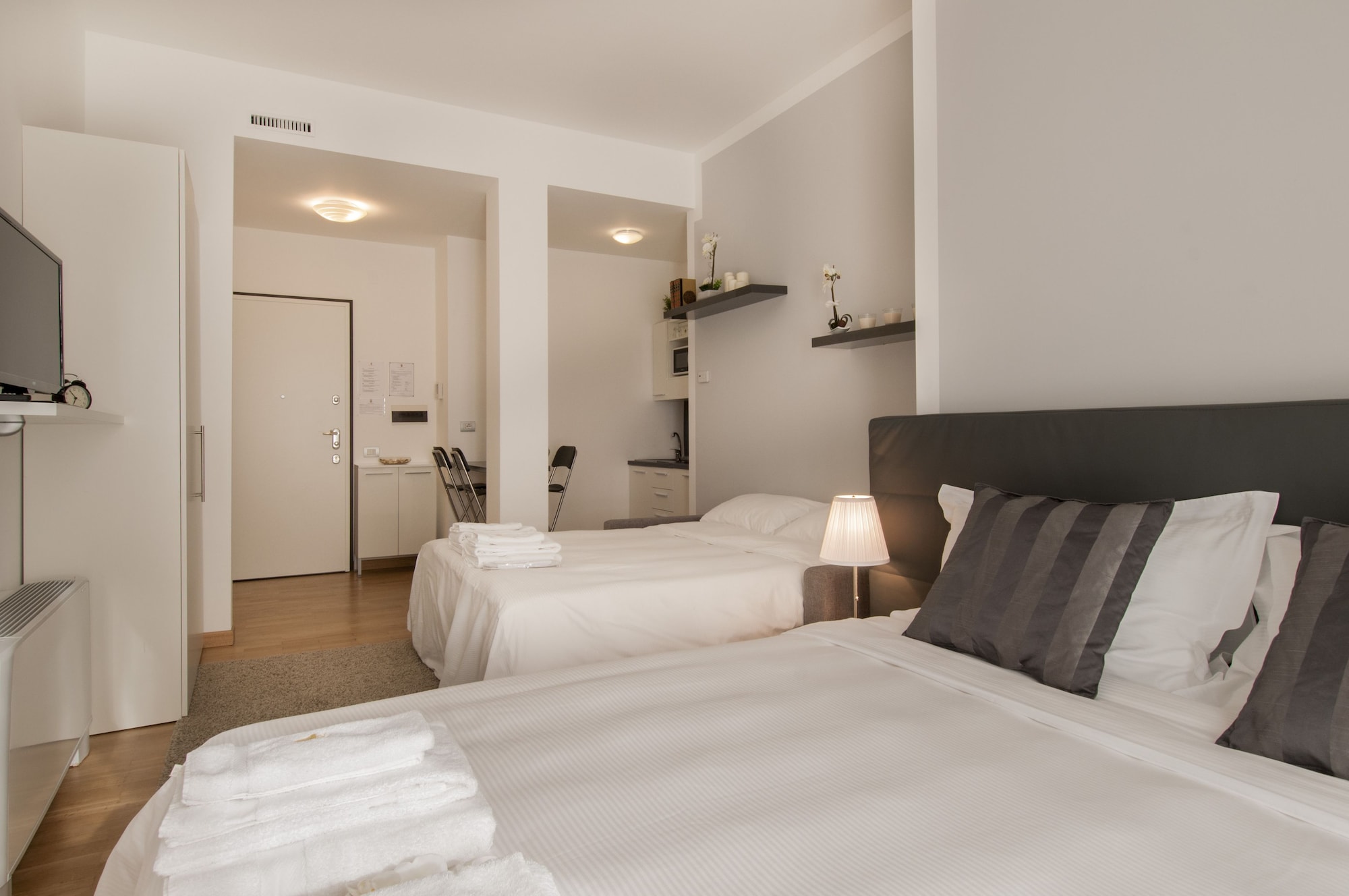 Mascagni, Suite, Queen Bed, Sofa