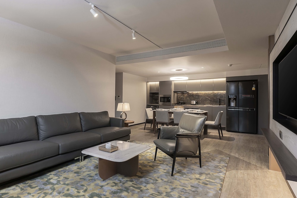 Gardina Asoke Hotel & Residence 29/49