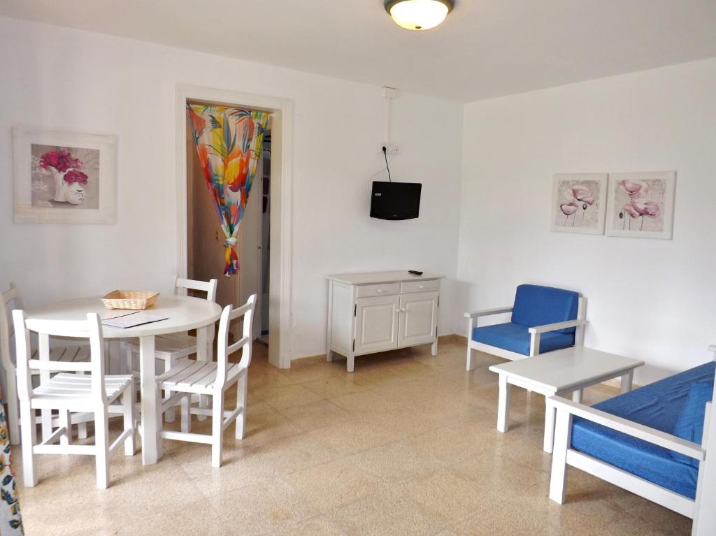 Nure Cel Blau Apartments 27/50