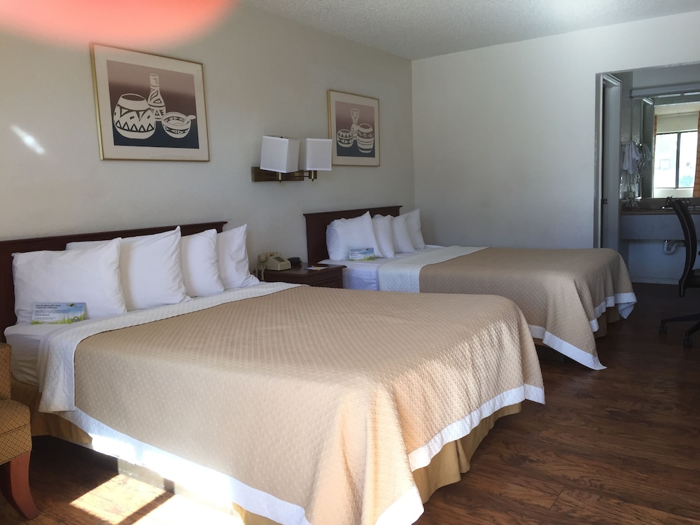Days Inn By Wyndham Kingman West 15/31