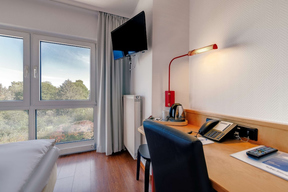 Hotel Ambiente Langenhagen Hannover by Tulip Inn 40/47