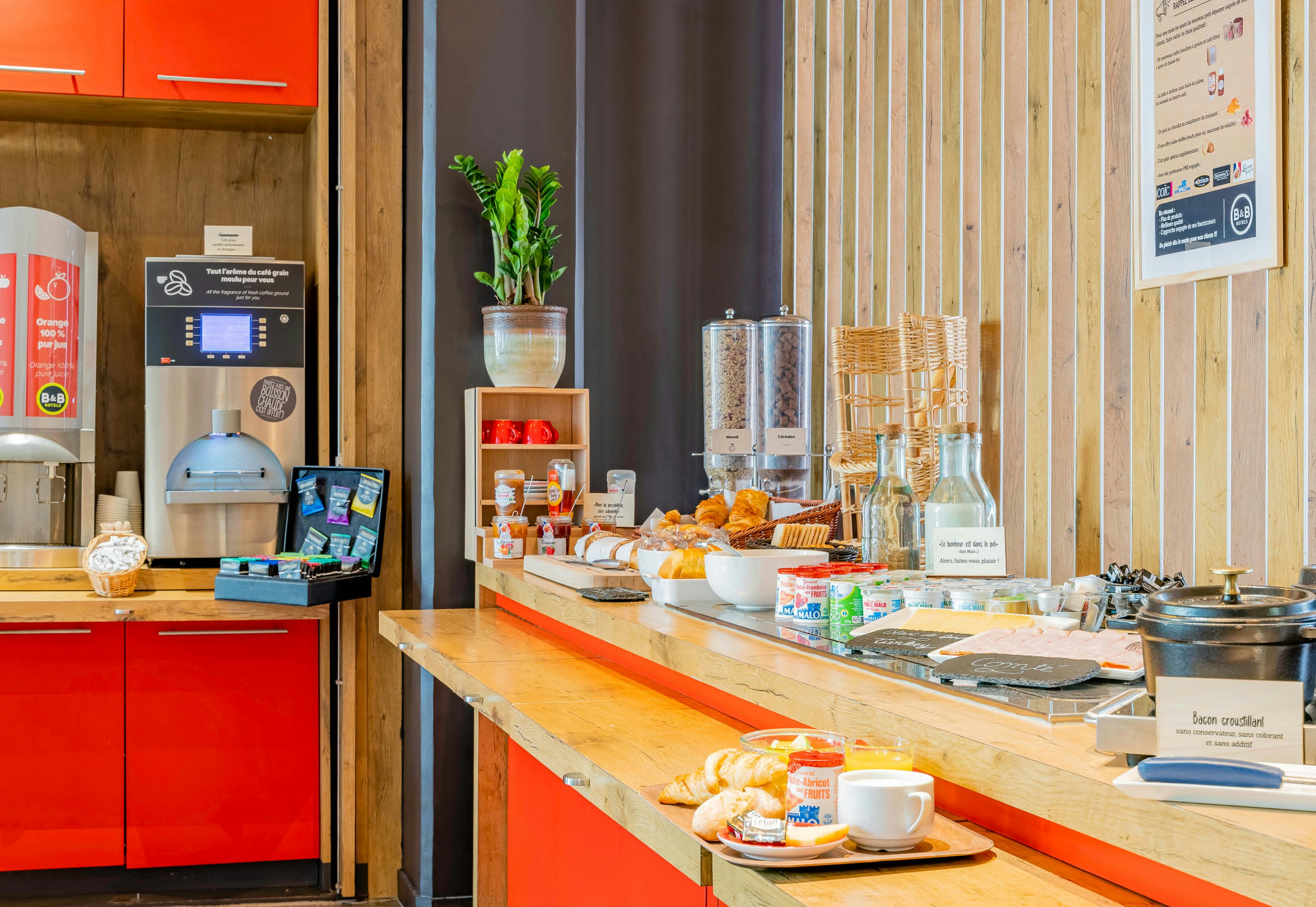 B&B HOTEL Arras Centre les places 28/28