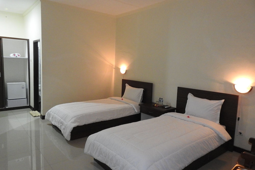 D' Batur Hotel 6/30